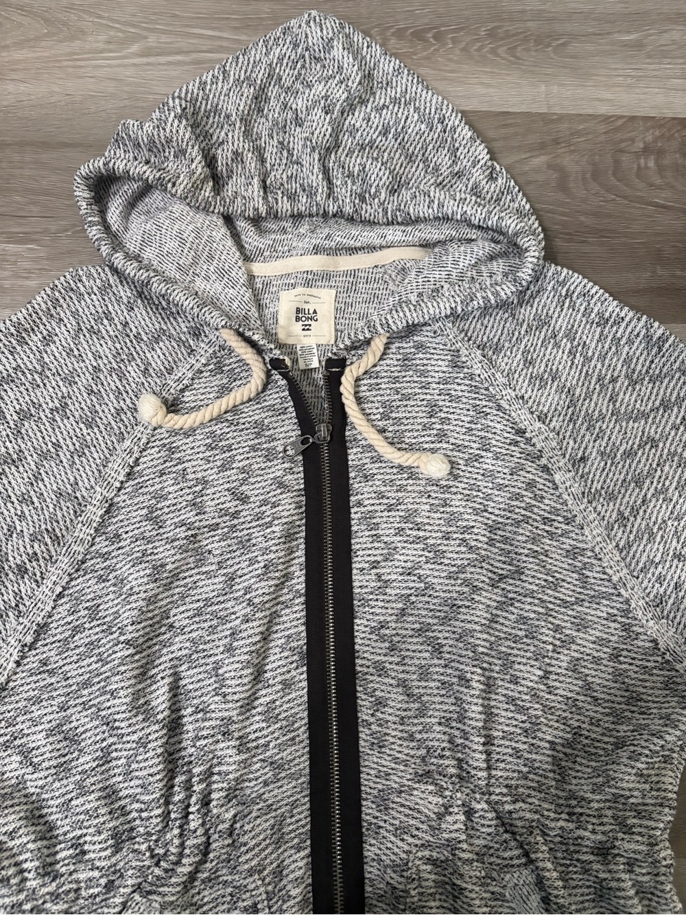Billabong Women’s Small Hooded Zip Up Poncho Cardigan Gray Short Sleeve - Picture 4 of 9
